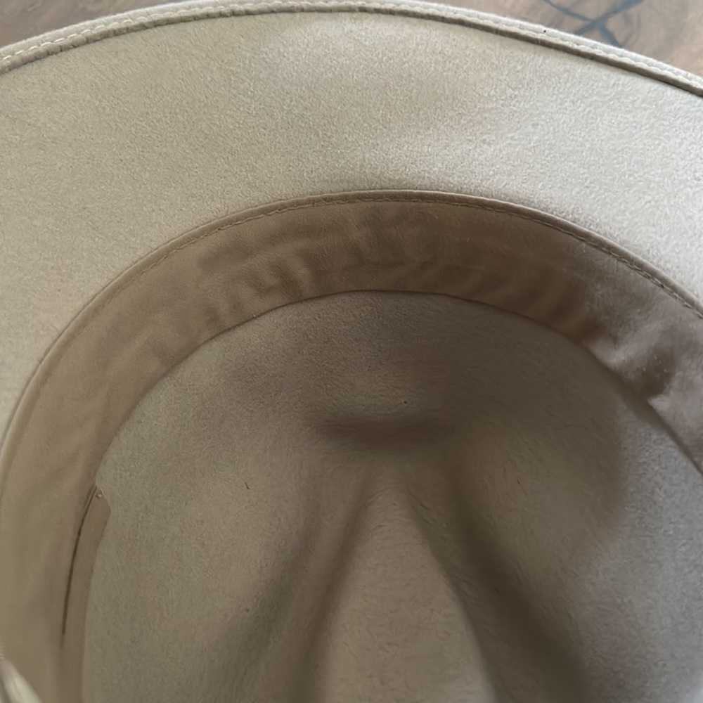 Gottex gray hat with beaded detailing. Worn once! - Picture 5 of 7